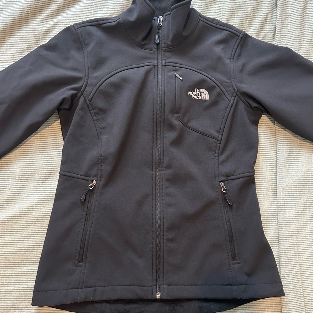 The North Face Women's Apex Black Jacket
